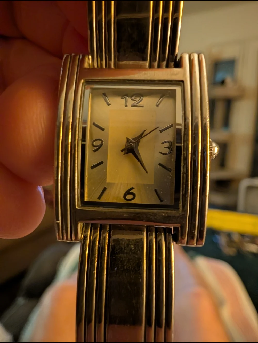 Silver Rectangular Dial Wristwatch With Quartz Movement Brand New Battery